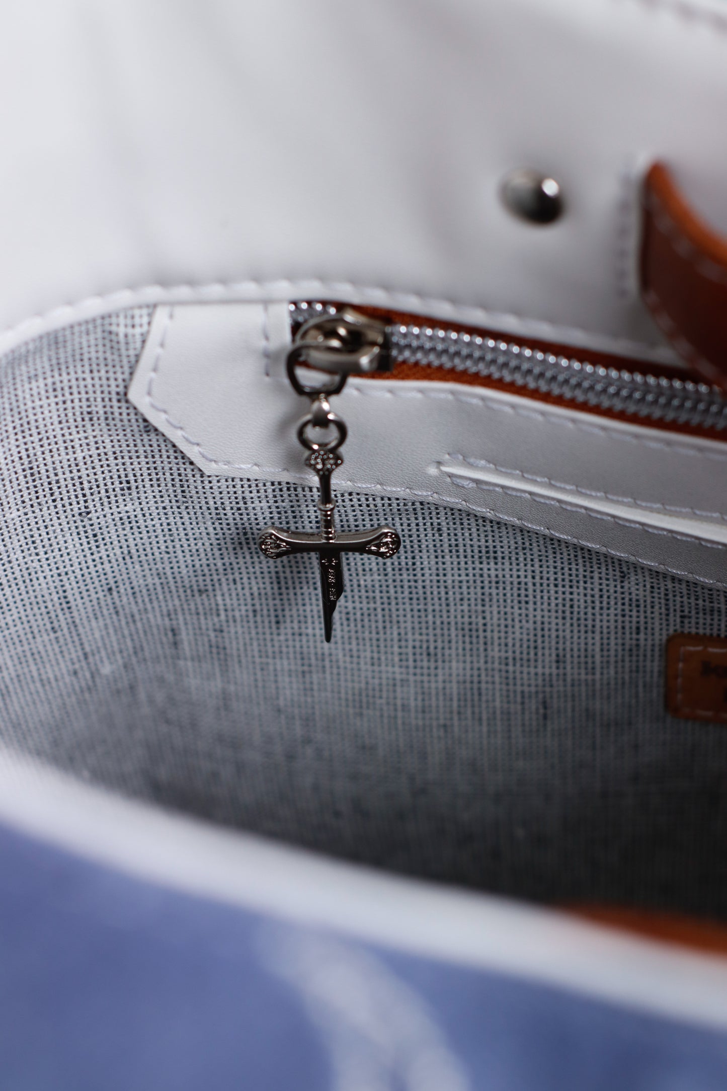 A Wizard's Embellishment - Adena Shoulder Bag