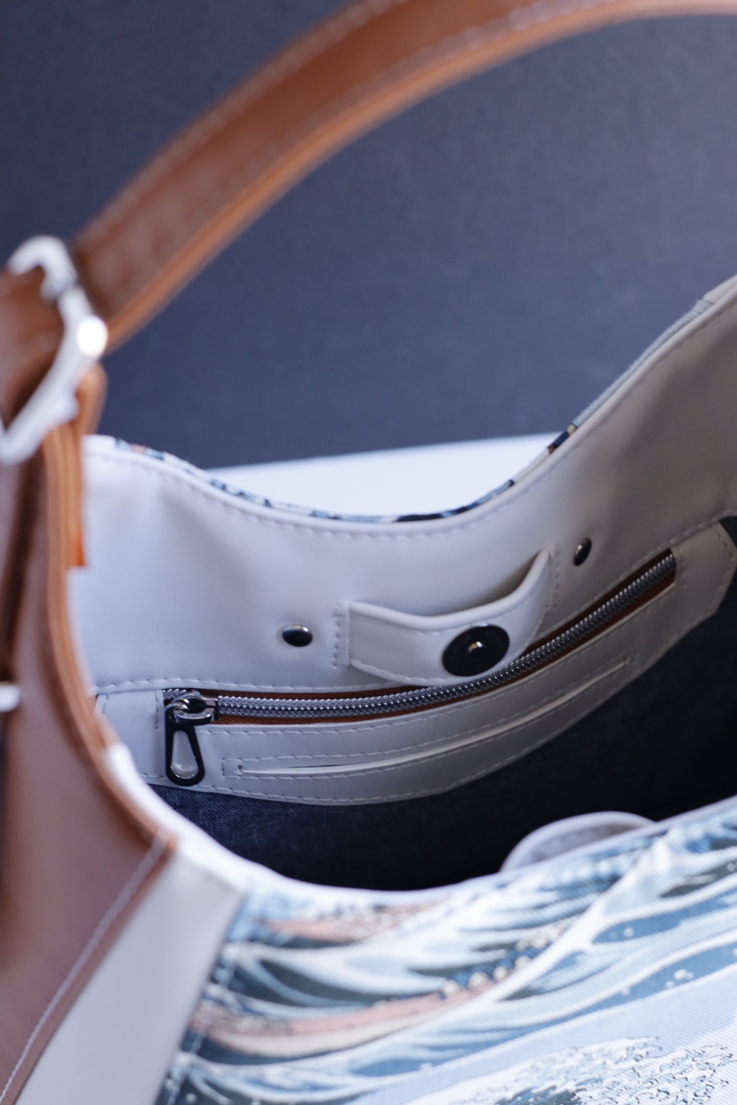 The Great Wave - Adena Shoulder Bag - AS-IS