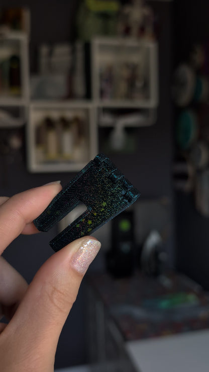 Hinged Seam Jumper